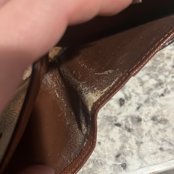 Louis Vuitton WALLET - Picture 7 of 7